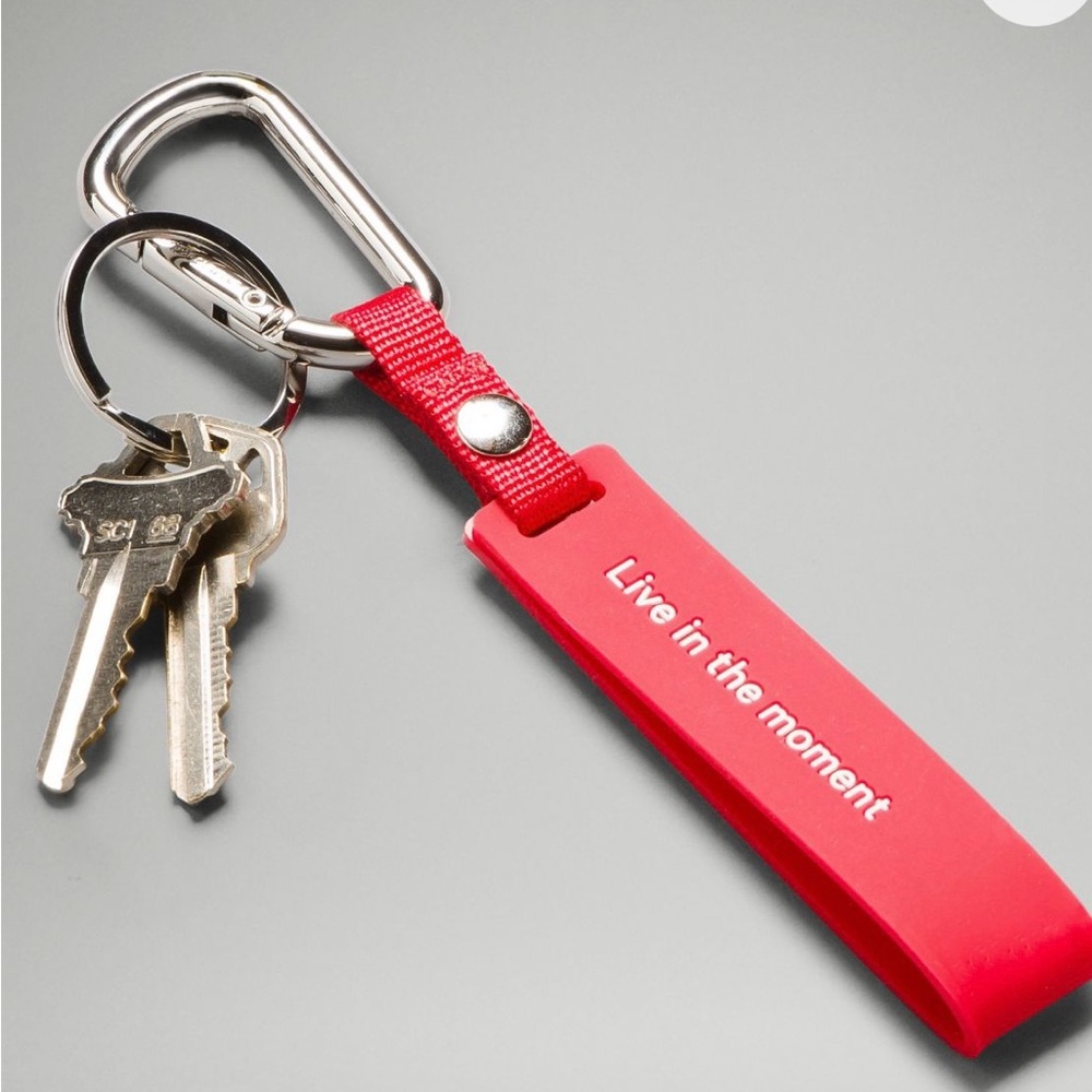 NWT Lululemon Silicone Keychain
